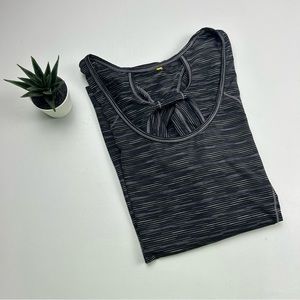 Lole black/white workout short sleeve top